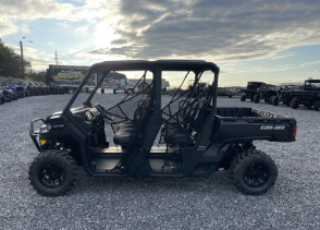 2025 Can-Am Defender MAX DPS HD7