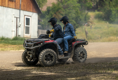 2024 Can-Am Outlander™ X mr 1000R. Photograph shows the 2025 model.