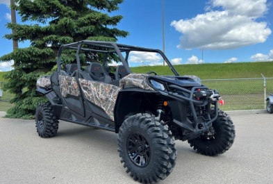 2026 Can-Am Commander MAX X mr 1000R. Photograph shows the 2025 model.