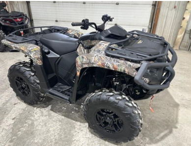 2024 Can-Am Outlander™ Pro Hunting Edition HD7. Photograph shows the 2025 model.