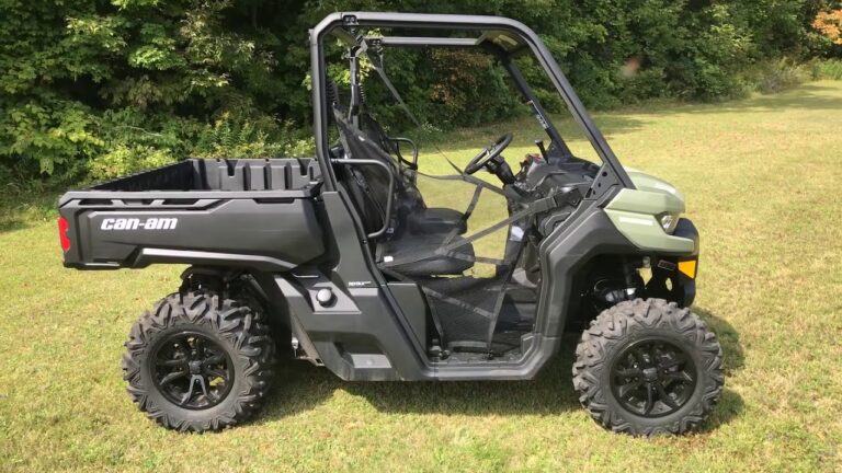 2017 Can-Am Defender DPS HD8