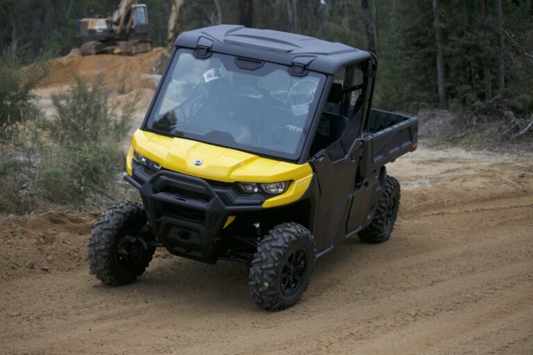 2021 Can-Am Defender PRO DPS HD10