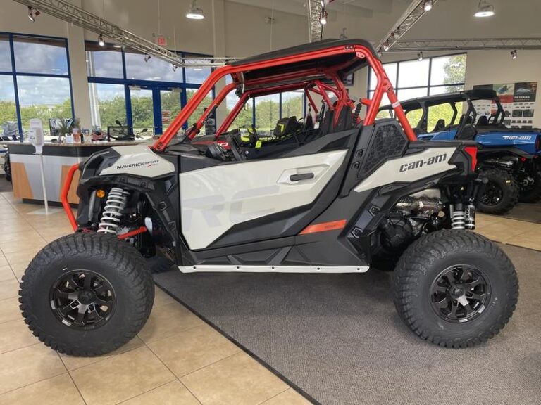 2022 Can-Am Maverick™ Sport X mr 1000R