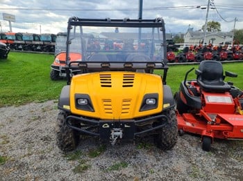 2013 Cub Cadet Volunteer™ 4×4 EFI