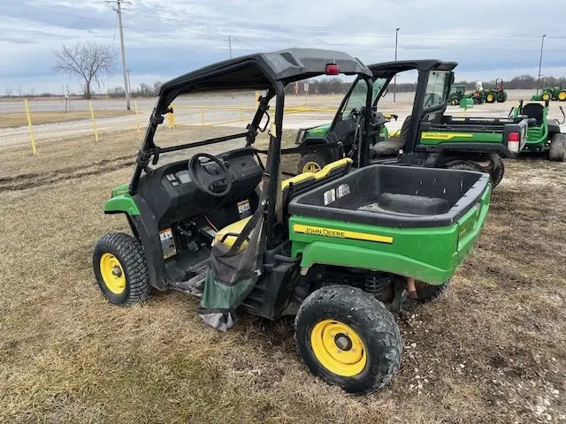 2016 John Deere Gator™ XUV590i