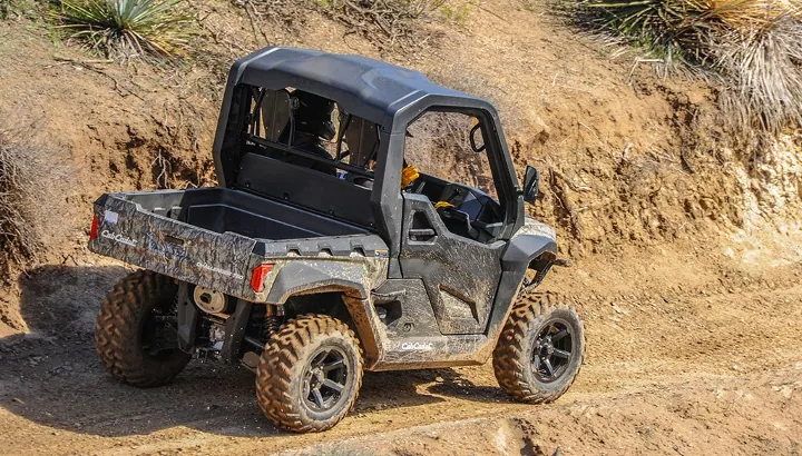 2017 Cub Cadet Challenger 750 EPS