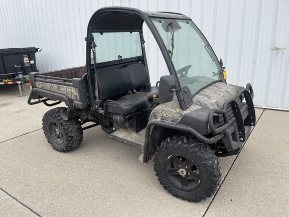 2017 John Deere Gator™ XUV825i Power Steering