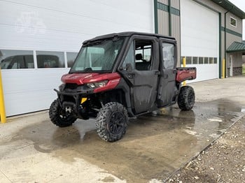 2018 Can-Am Defender MAX XT Cab HD10