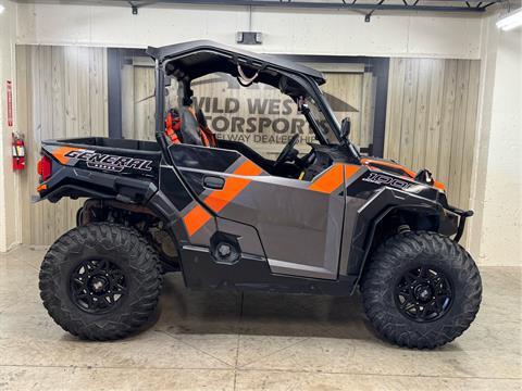 2018 Polaris GENERAL™ 1000 EPS Deluxe