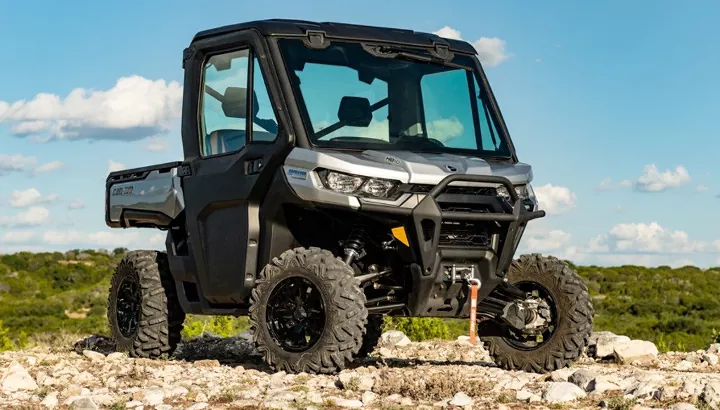 2020 Can-Am Defender Limited HD10