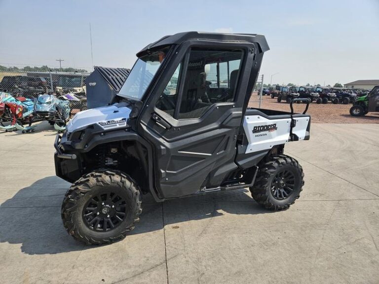 2021 Honda Pioneer 1000-5 Deluxe