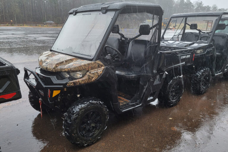 2022 Can-Am Defender HD7