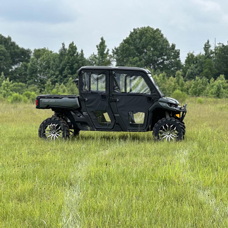 2022 Can-Am Defender MAX HD9