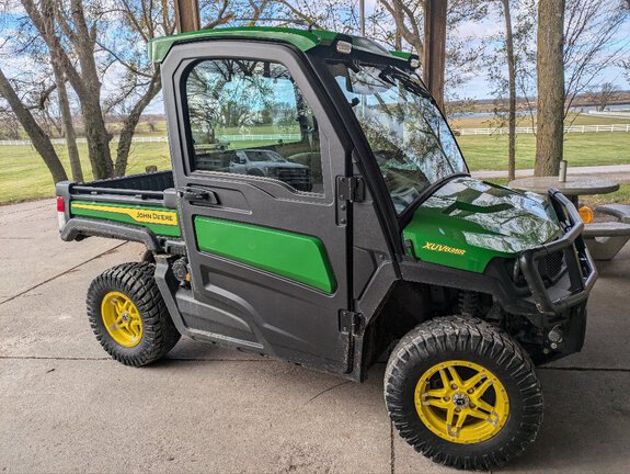2022 John Deere Gator™ XUV835R