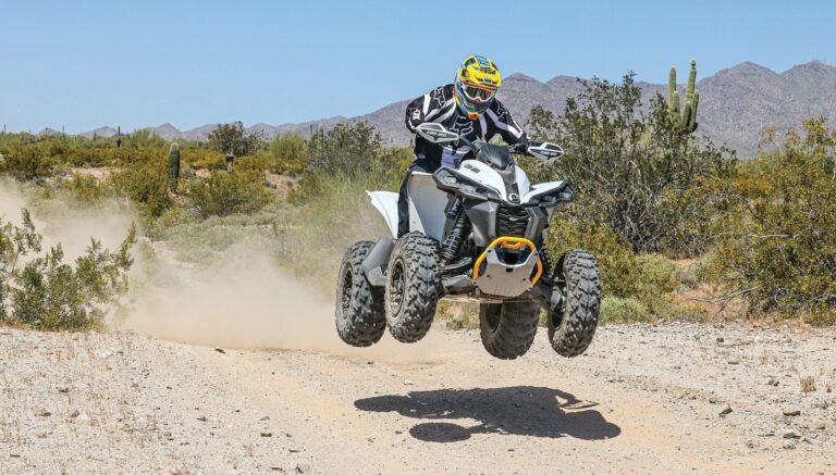 2023 Can-Am Renegade X xc 1000R