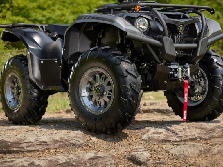 2023 Yamaha Kodiak 700 EPS SE